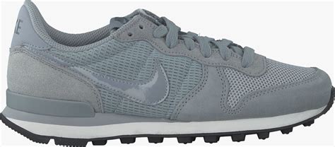 graue leichte damen nike sneaker